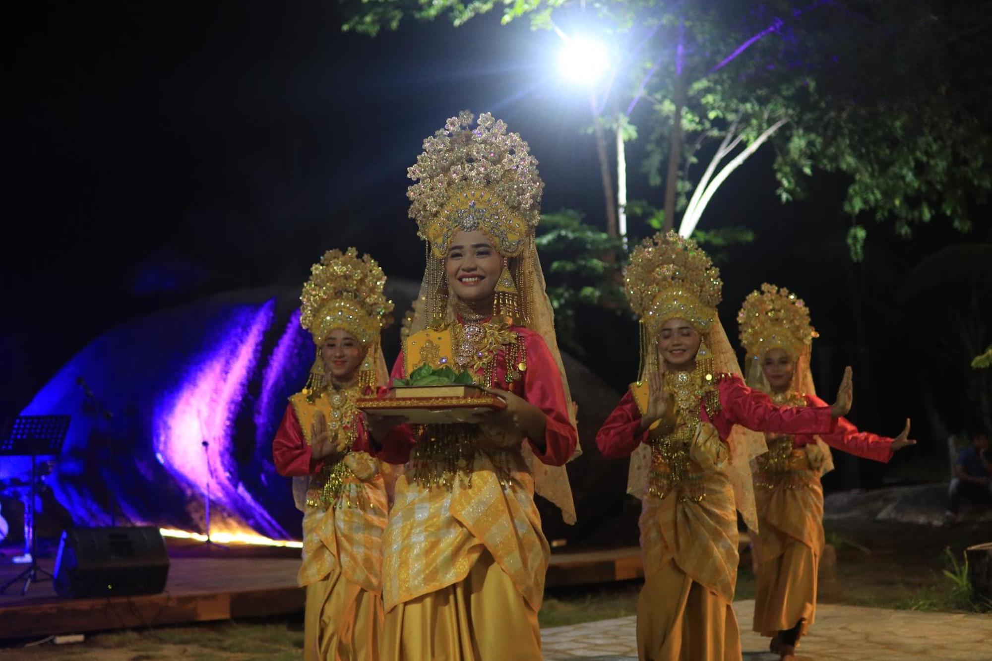 Natuna Dive Resort Ranai Bagian luar foto